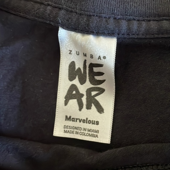 Zumba Black and White Boxy Tshirt - Picture 3 of 4